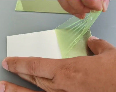 좋은 가격 높은 투명성 노란색을 내지 않는 일시적인 마스킹  رز인 톱 롤크/보호용 온라인으로